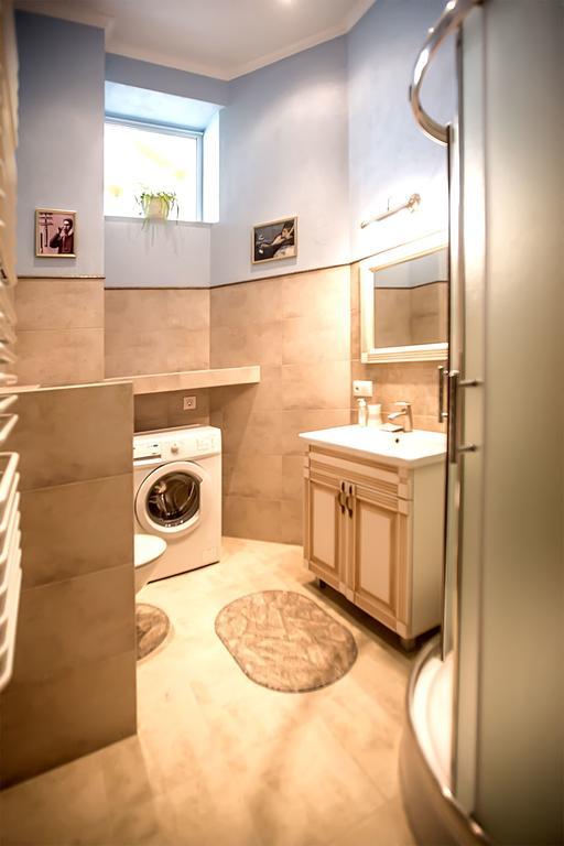 Gorgeous Apartments In Historical Center Of Lvov 外观 照片